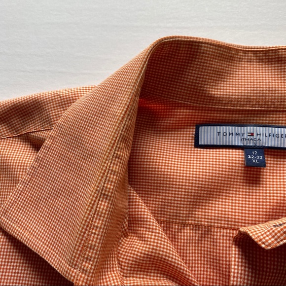 Tommy Hilfiger Button Down - Picture 5 of 6